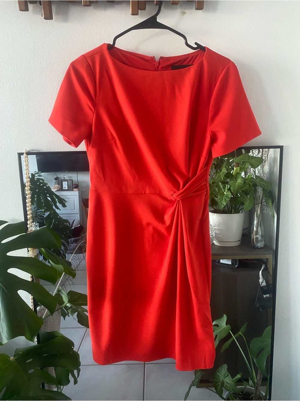 Donna Morgan Bright Red Short-Sleeve Midi Dress
